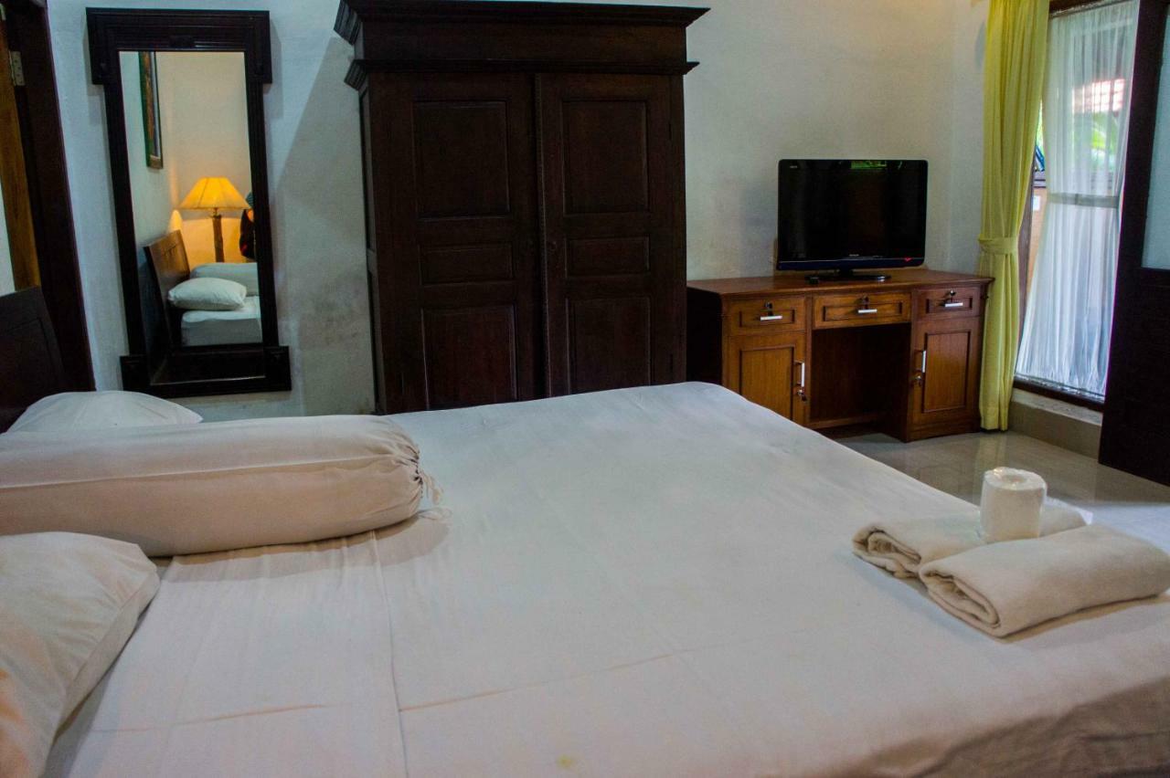 Putu Guest House Canggu Esterno foto
